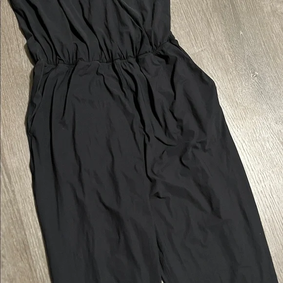 Lululemon All For It Onesie
Black Size 4 - Picture 4 of 11